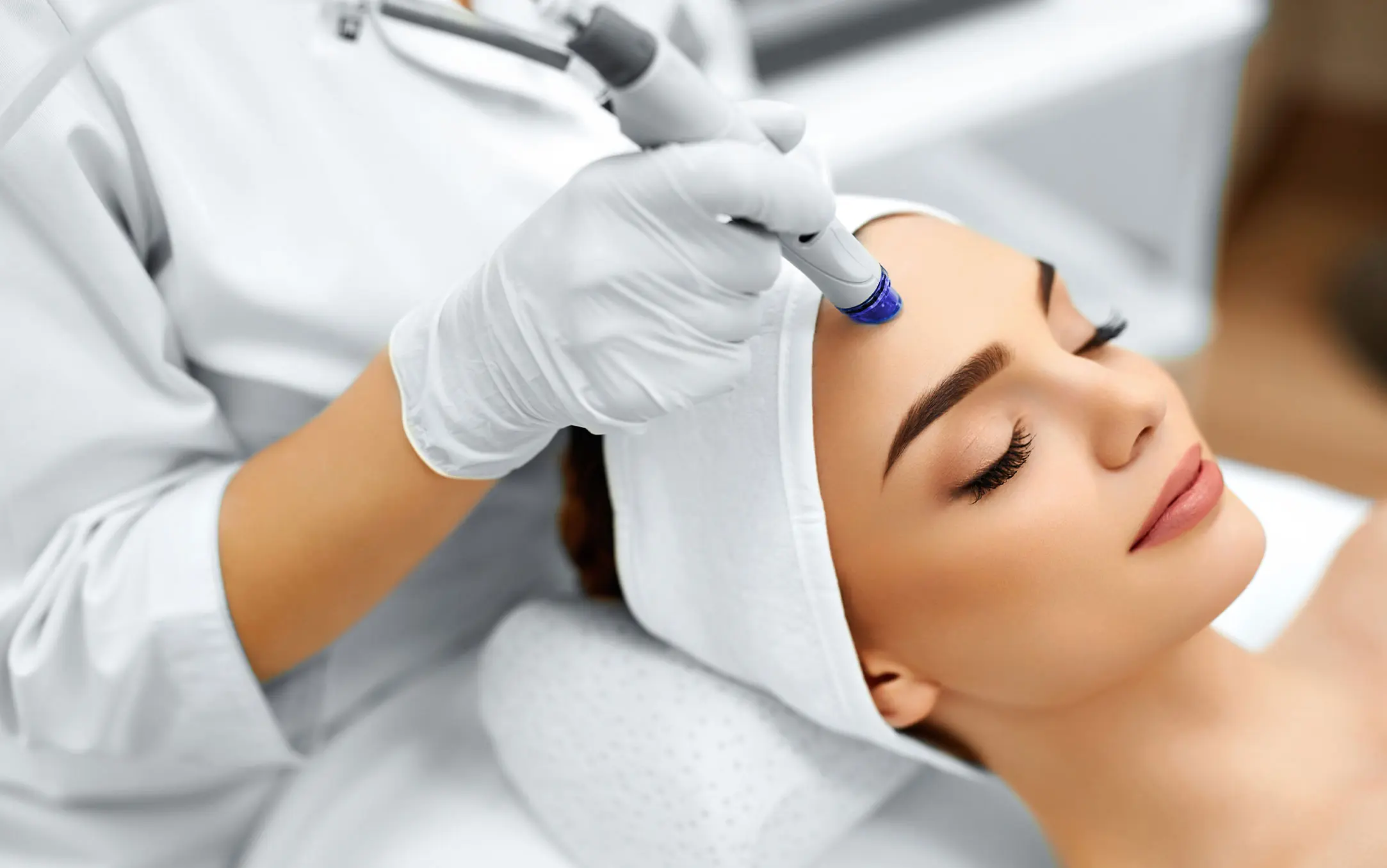 What Is Collagen Lift Therapy and How Can It Help Ageing, Loose Skin Ramsey?